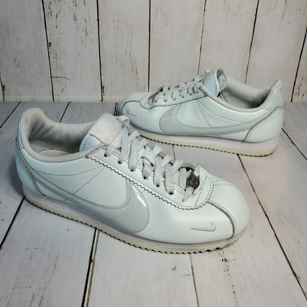 Nike Classic Cortez Premium Women's Size 7 Light Blue 905614-009